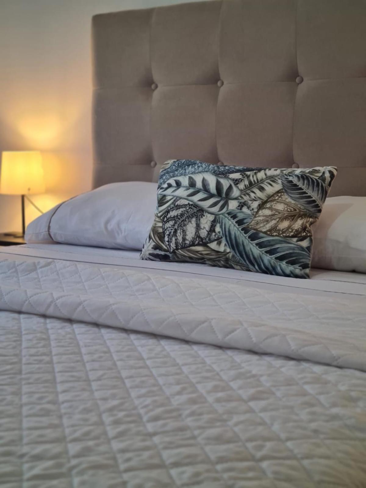 Harbour'S Way, Spacious And Cosy Apartment, With Ac Olhao Exterior photo